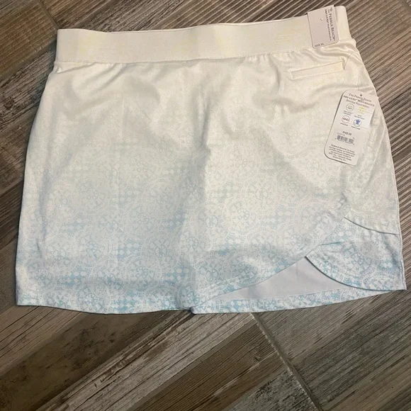 Pebble Beach Dry-Luxe Performance Skirt with Shorts - Picture 2 of 6